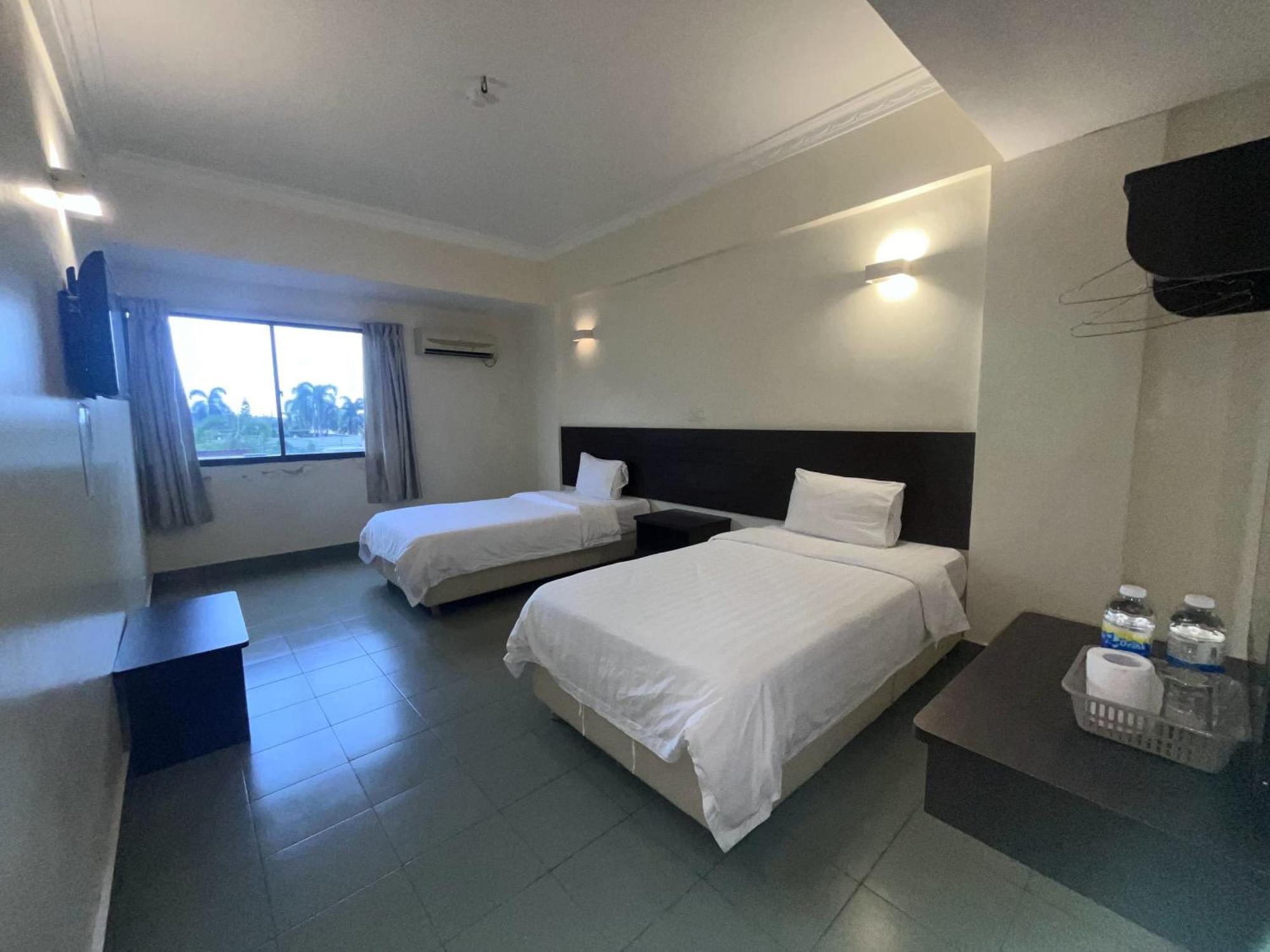 Hotel Sitiawan Εξωτερικό φωτογραφία